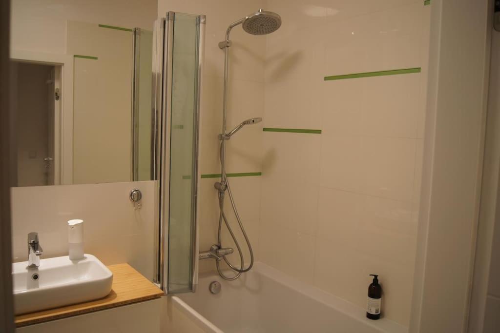 Apartamento Cichy, Nowoczesny, Komfortowy Przy Galerii Mokotow Varsovia Exterior foto