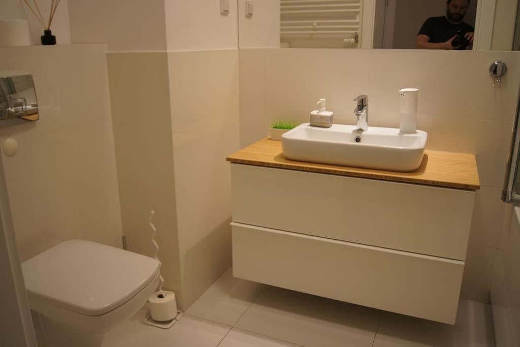 Apartamento Cichy, Nowoczesny, Komfortowy Przy Galerii Mokotow Varsovia Exterior foto