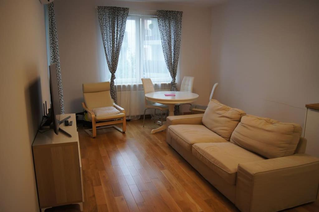 Apartamento Cichy, Nowoczesny, Komfortowy Przy Galerii Mokotow Varsovia Exterior foto