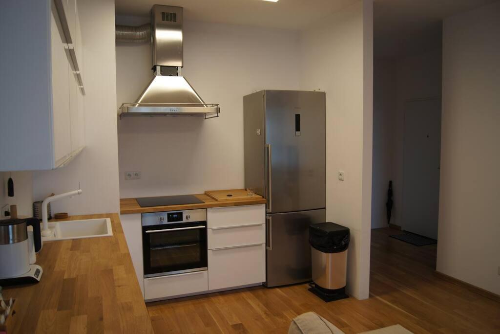 Apartamento Cichy, Nowoczesny, Komfortowy Przy Galerii Mokotow Varsovia Exterior foto